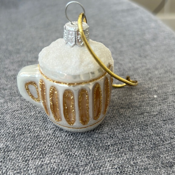 Cool 🍺 beer mug ornament - Picture 1 of 5